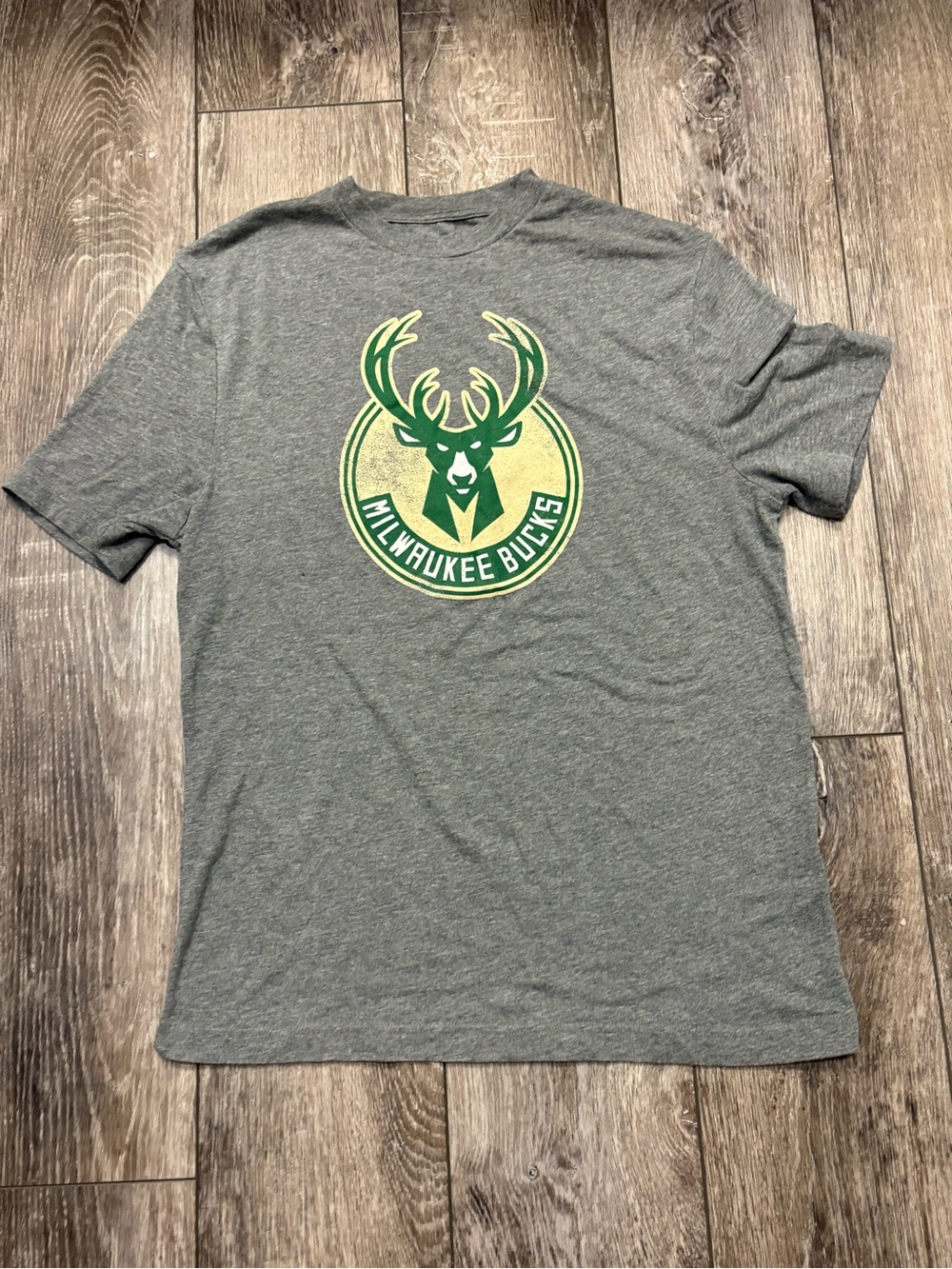 NBA Milwaukee Bucks T-shirt- Size Medium